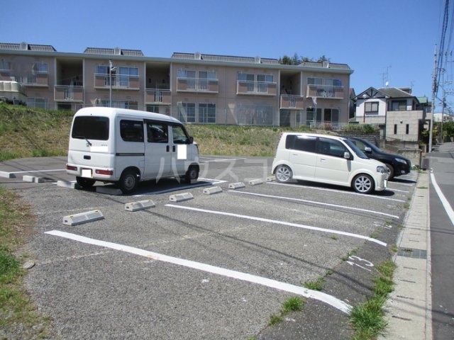 16/19 駐車場