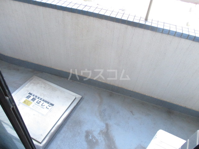 16/28 バルコニー