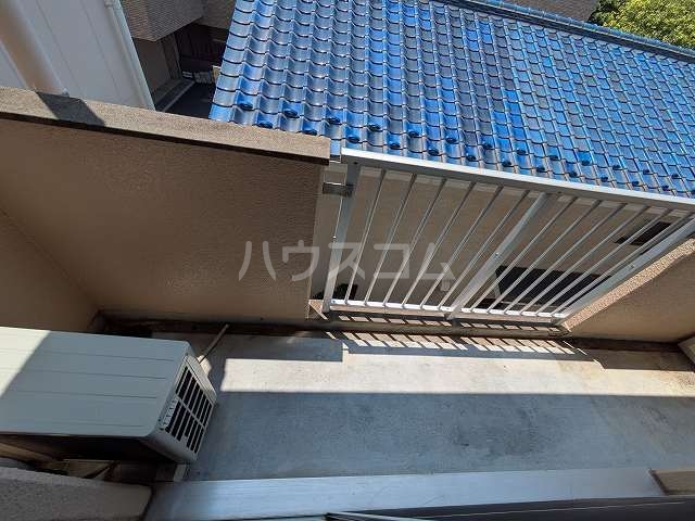 25/30 バルコニー