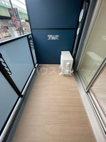 13/30 バルコニー