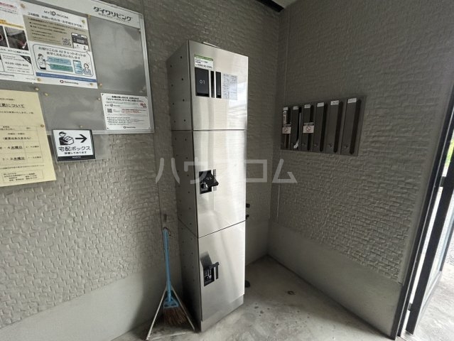 14/19 エントランス