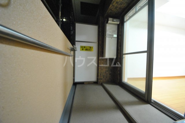 27/30 バルコニー