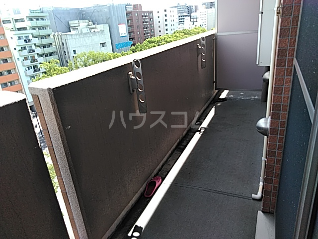 20/30 バルコニー