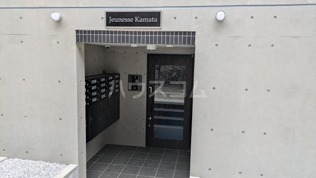 18/22 エントランス