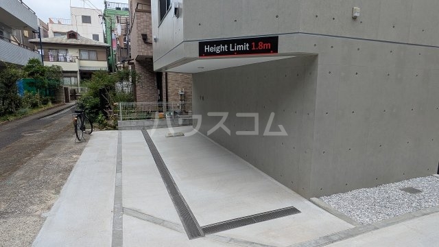 26/29 駐車場