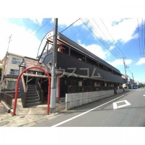 北新ムーンハイツの外観