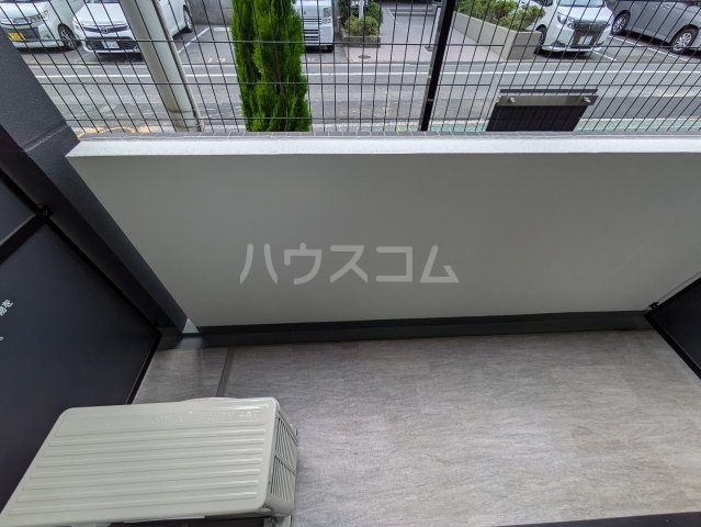 23/30 バルコニー