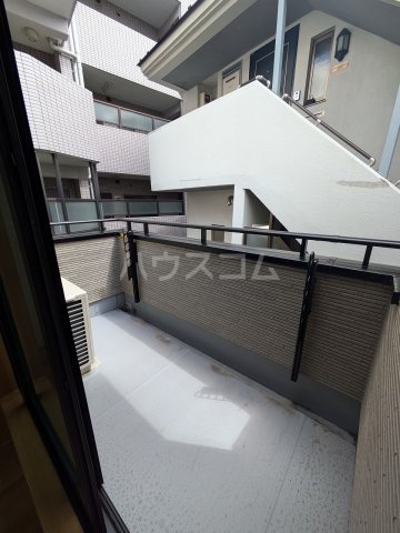 20/30 バルコニー