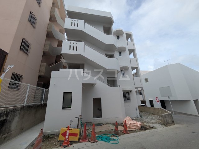 15/20 エントランス