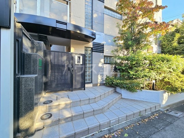 3/6 エントランス