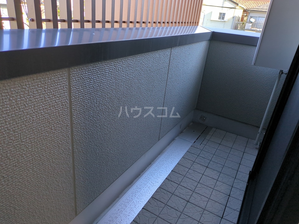 23/30 バルコニー