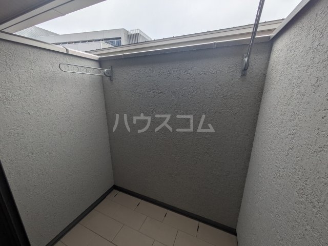 25/30 バルコニー