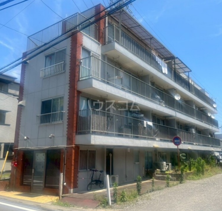 14/20 エントランス