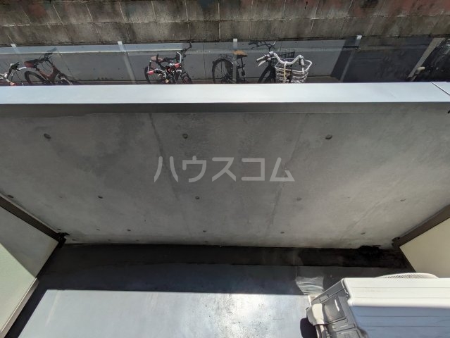 23/30 バルコニー