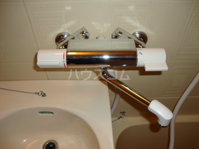 14/30 浴室