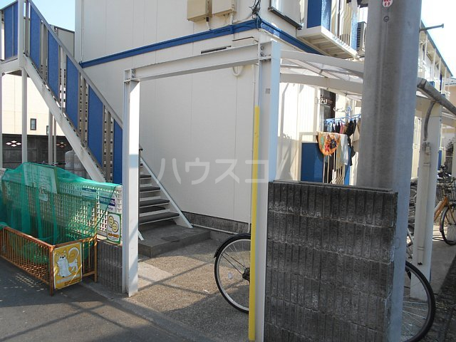 25/25 エントランス