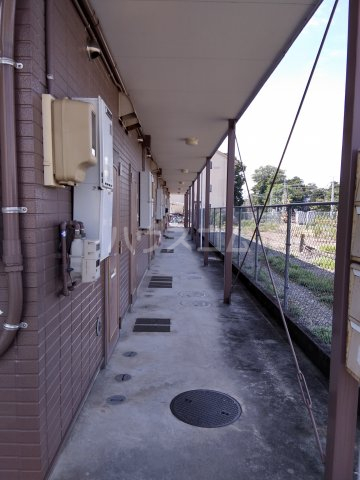 16/27 エントランス