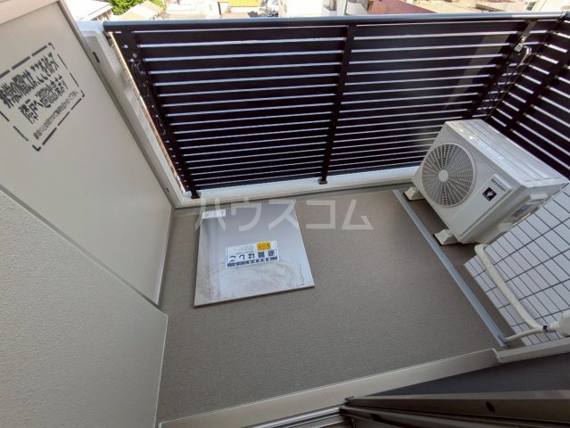 13/30 バルコニー