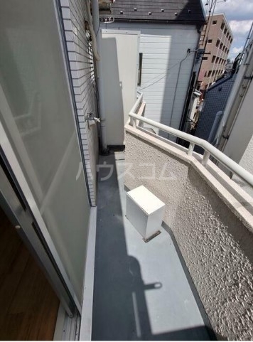 13/21 バルコニー