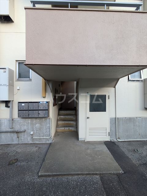 29/30 エントランス