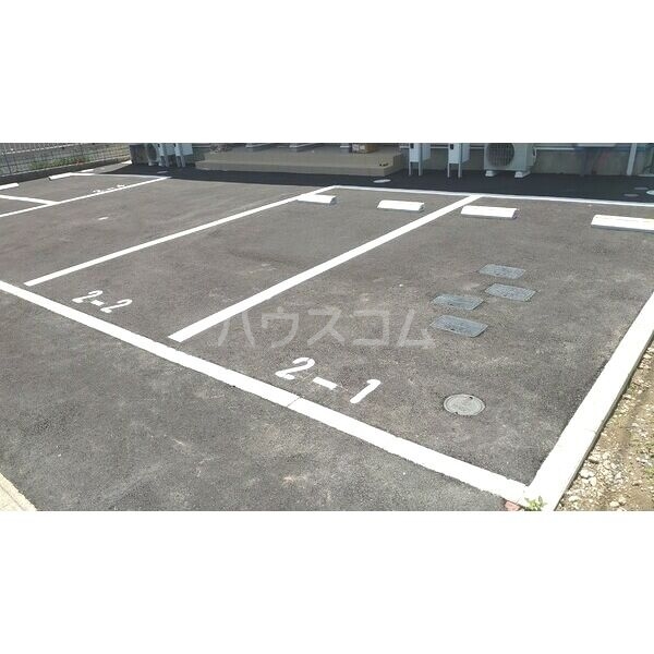 14/26 駐車場
