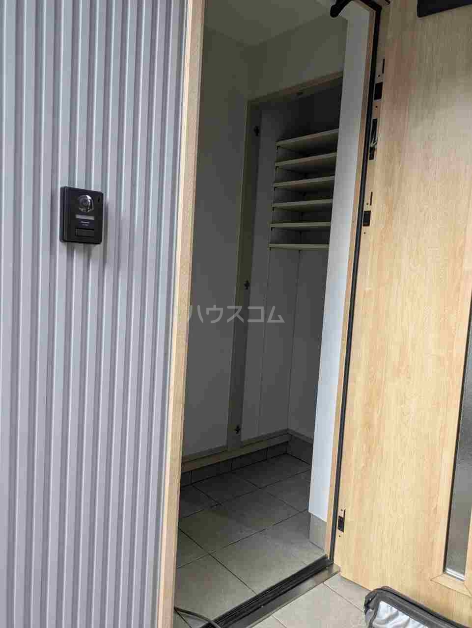 29/30 エントランス