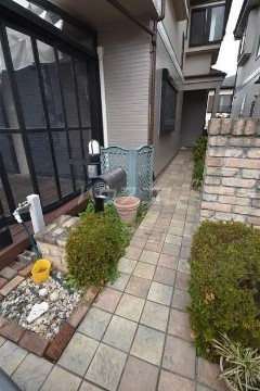 2/10 エントランス