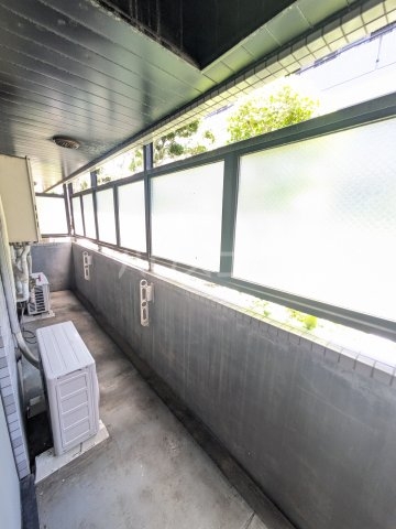 23/30 バルコニー