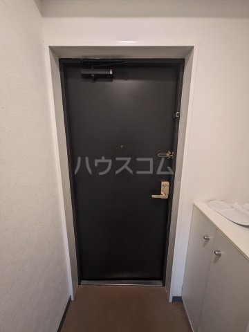 13/30 玄関