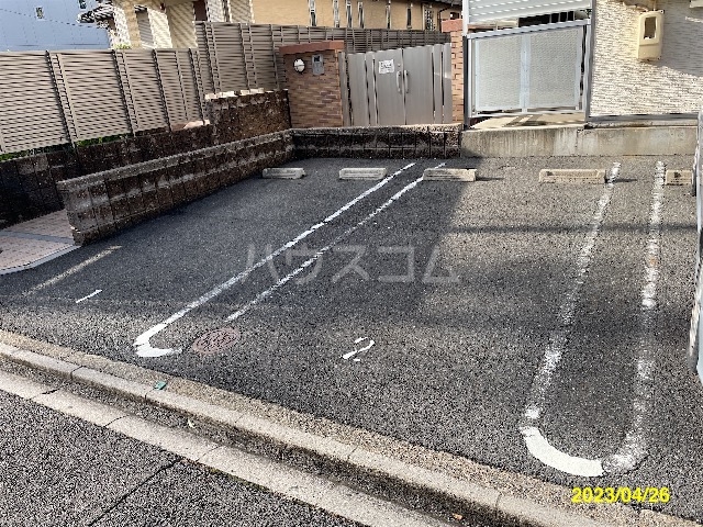 20/21 駐車場