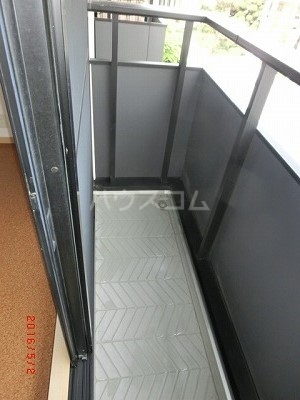 17/27 バルコニー