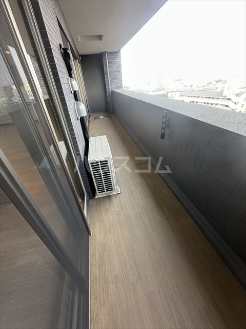 20/30 バルコニー