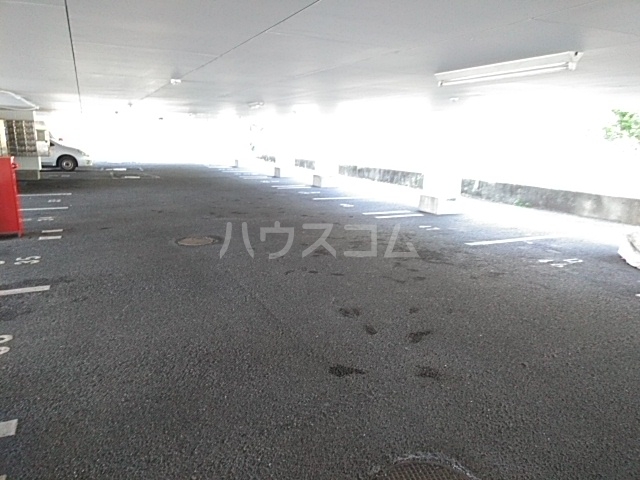 21/24 駐車場