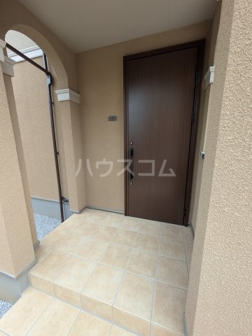 20/30 エントランス