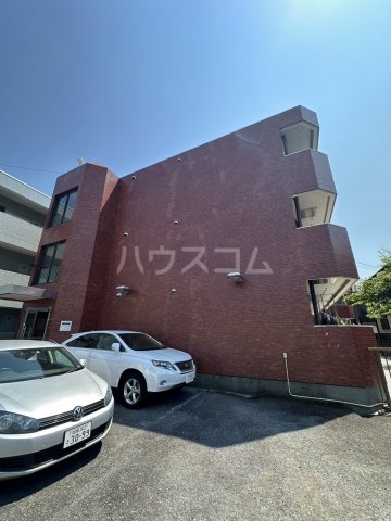 メゾン本厚木の外観