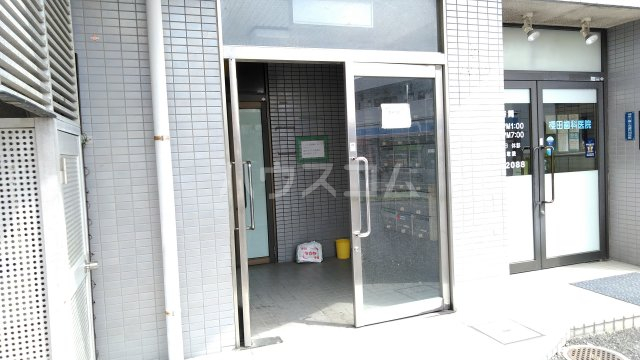 20/27 エントランス