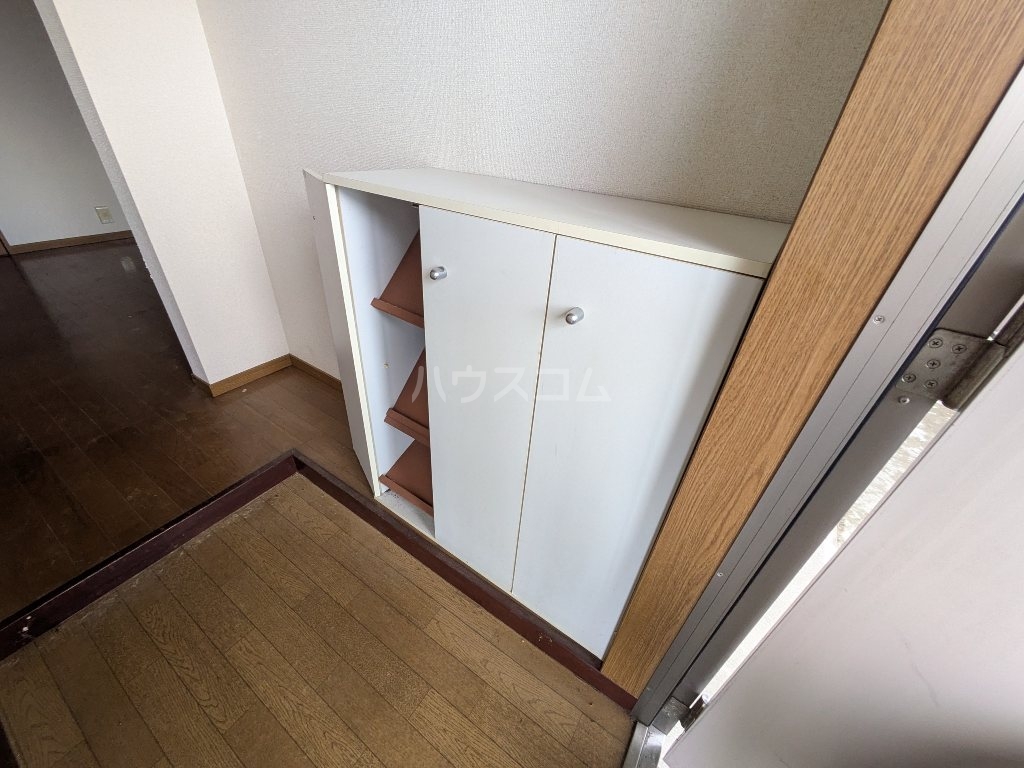 2/10 玄関