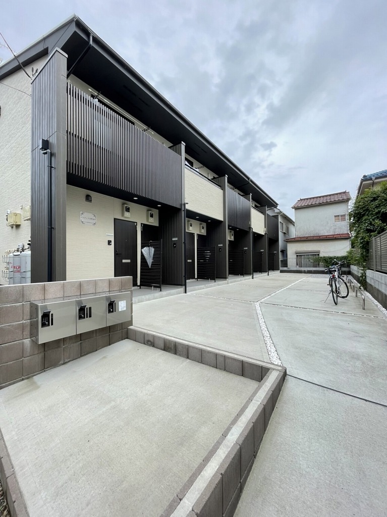 17/18 エントランス