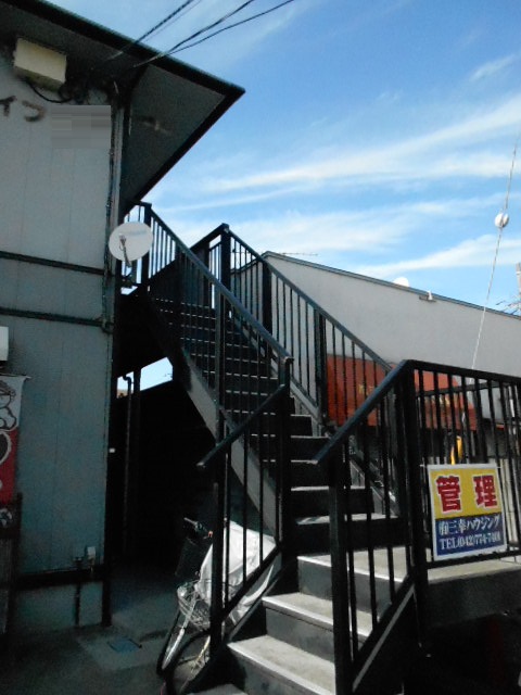 20/26 エントランス