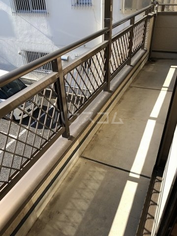 19/30 バルコニー