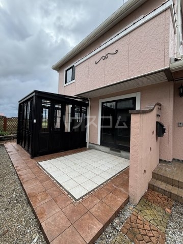 25/30 エントランス