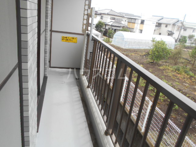 17/27 バルコニー