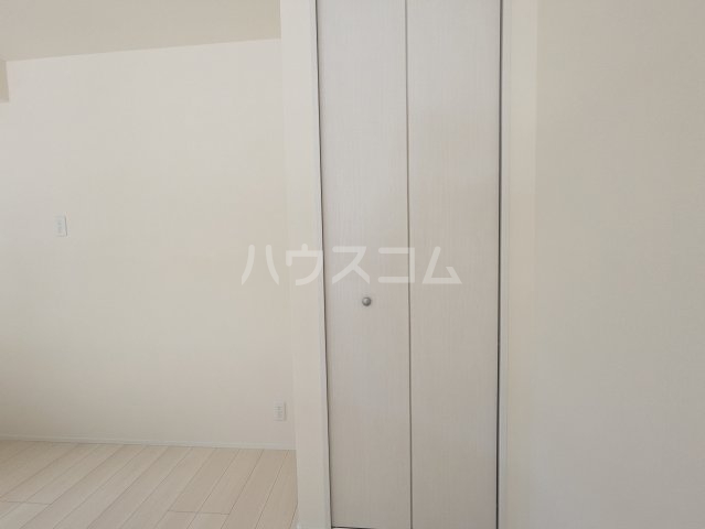 13/30 収納