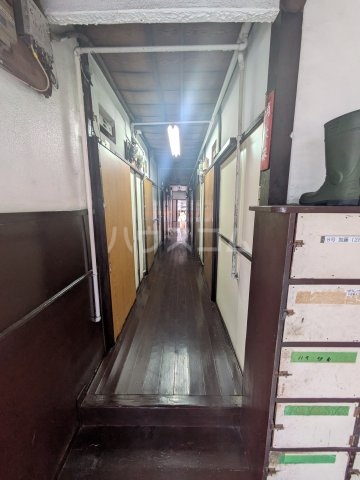 2/6 玄関