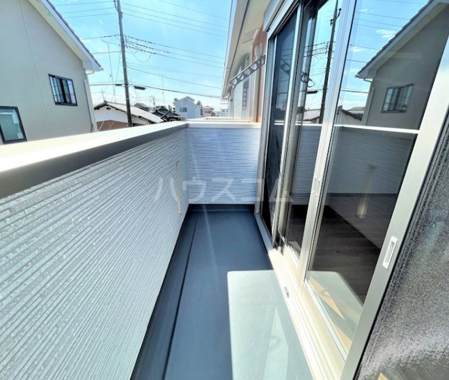 13/17 バルコニー