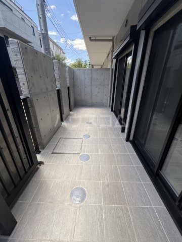 20/30 バルコニー