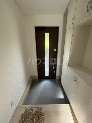 13/30 玄関