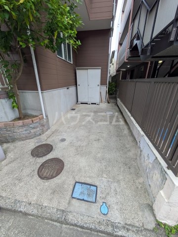24/24 駐車場