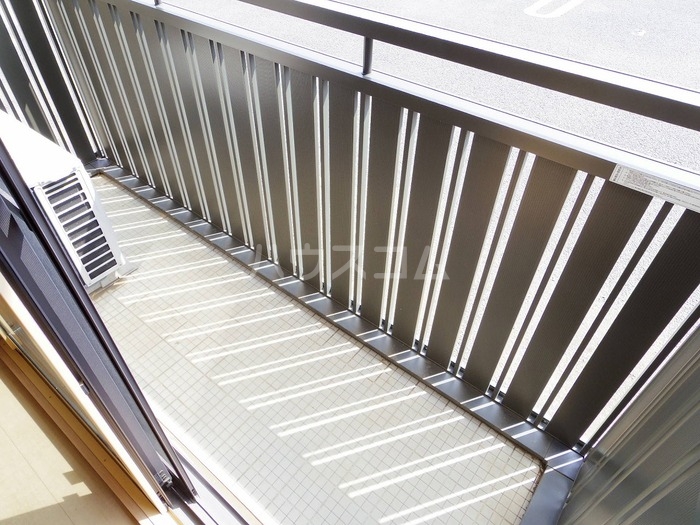 13/21 バルコニー