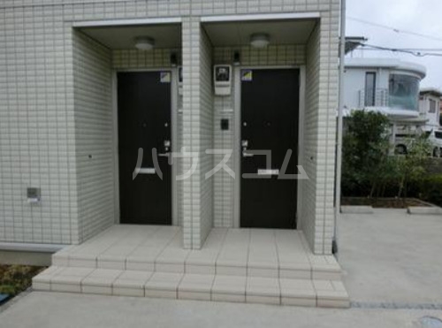 20/29 エントランス